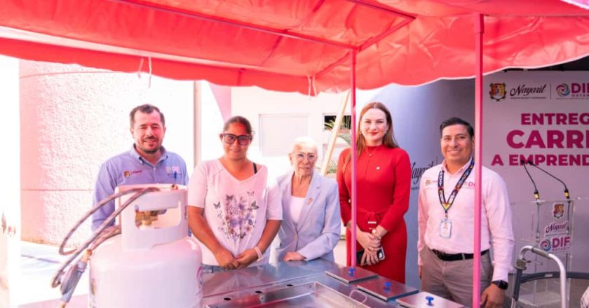 Impulsa Beatriz Estrada un nuevo comienzo para familias cuidadoras y personas con discapacidad