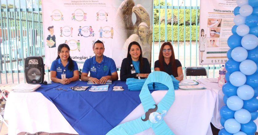 Impulsa IMSS Nayarit acciones preventivas a través de Feria de la Salud dirigida a hombres