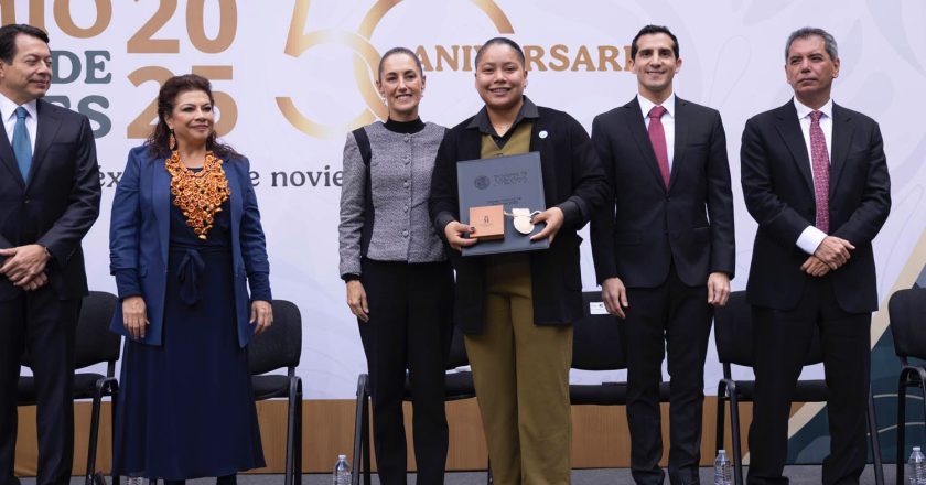 ¡Orgullo de Nayarit! Y referente del paraatletismo nacional fue galardonada