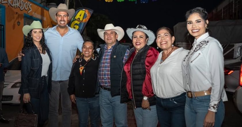 Arranca con éxito la tercera edición de la “Expo Feria Agrícola Ganadera Compostela 2025″