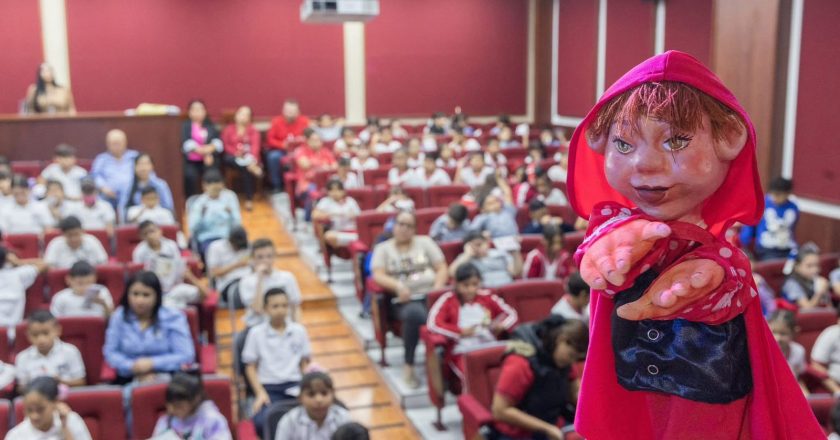 Alumnado de educación básica presentó obra de teatro en el Poder Judicial