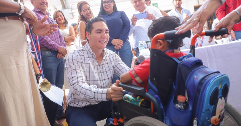 Héctor Santana impulsa la inclusión con la Feria de la Discapacidad 2025