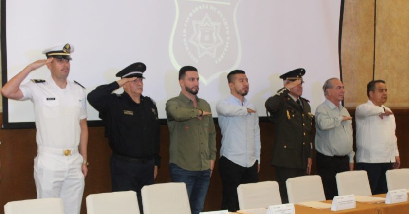 Jóvenes de Puerto Vallarta participan en torneo de fútbol en Ixtlán de Río, Nayarit