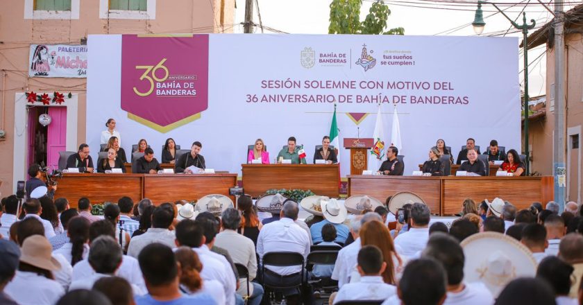 36 años después, Bahía de Banderas sigue siendo ejemplo de esfuerzo y voluntad social: Héctor