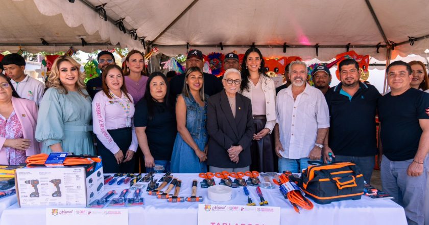 Impulsa Beatriz Estrada la economía de las familias a través de cursos de capacitación