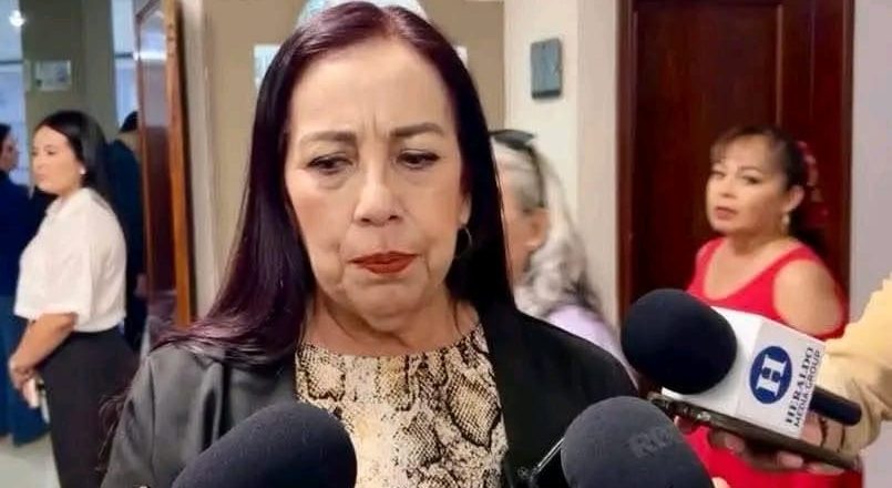 Estamos trabajando con tiempo ampliado para terminar con los trámites rezagados: Anabel