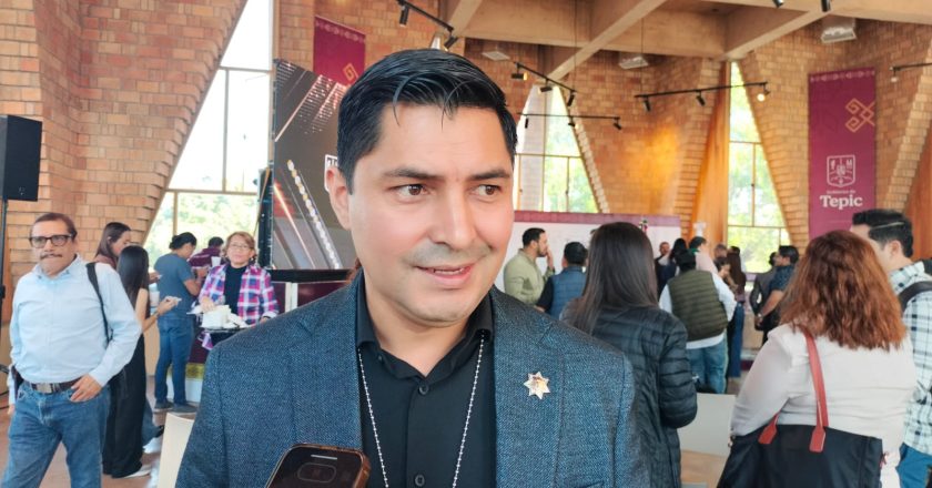 En periodo vacacional se incrementó el número de vehículos circulando por Tepic: Ibarra