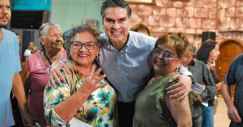 El pueblo nayarita sigue dialogando con el Senador Pável Jarero