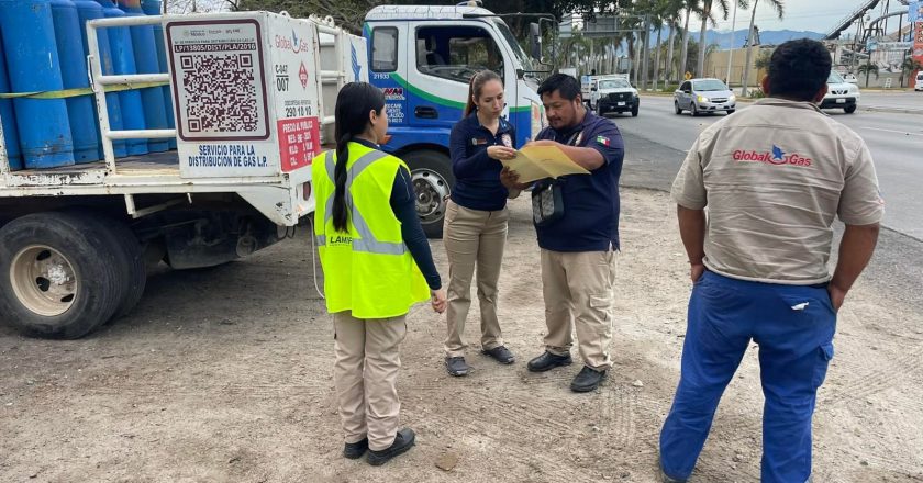 Héctor Santana refuerza control y vigilancia sobre gaseras del municipio