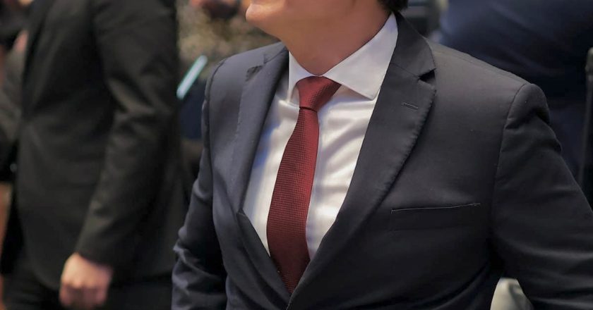 Pável Jarero regresa al Senado y anuncia nueva etapa de reformas, laboral y política