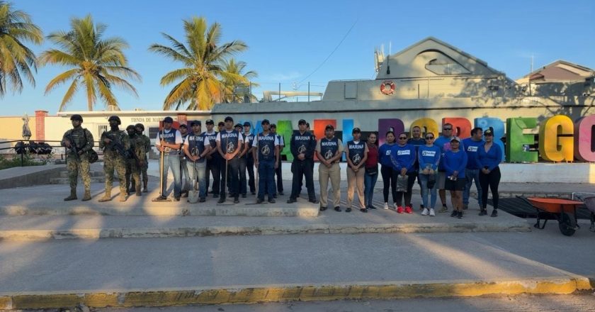 Marina participa en la “Campaña Nacional de Limpieza de Playas y Costas” en Playa el Borrego, en San Blas, Nayarit