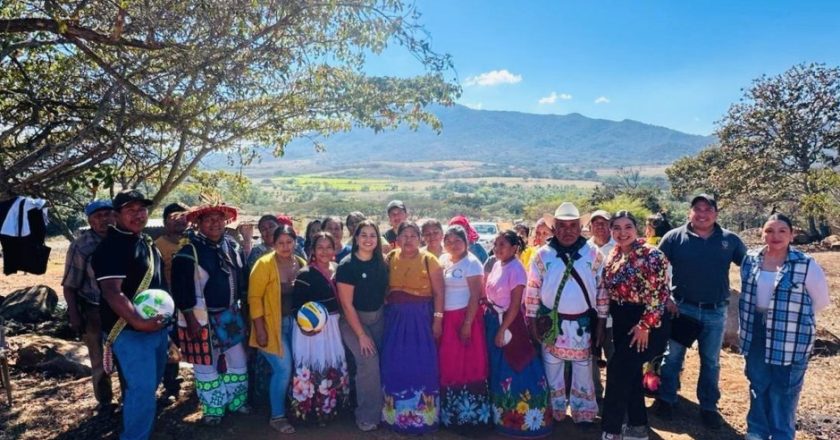 Autoridades atienden de manera directa a comunidad Wixárika de Nierikapa