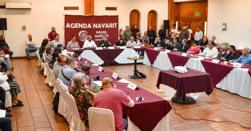 Pável escucha, construye e impulsa la transformación junto a las mentes lúcidas nayaritas