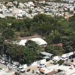 Miguel Angel Navarro y su esposa entregaron obras a escuela primaria