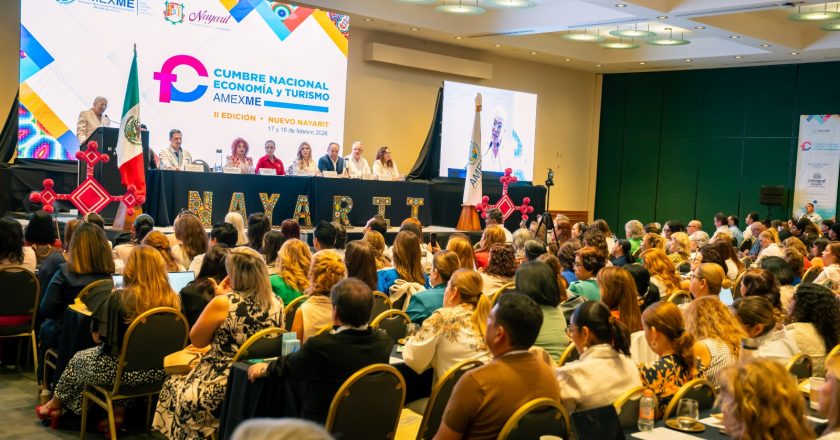 Inaugura Beatriz Estrada la Cumbre Nacional de Economía y Turismo