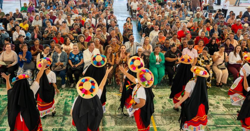 Beatriz Estrada impulsa bienestar e inclusión para las personas adultas mayores en Nayarit