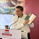 El libro que me envió el expresidente López Obrador “Tiene un valor incalculable”: Pável