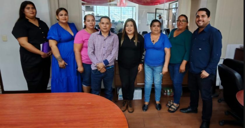 Héctor Santana impulsa financiamiento para emprendedores de Bahía de Banderas