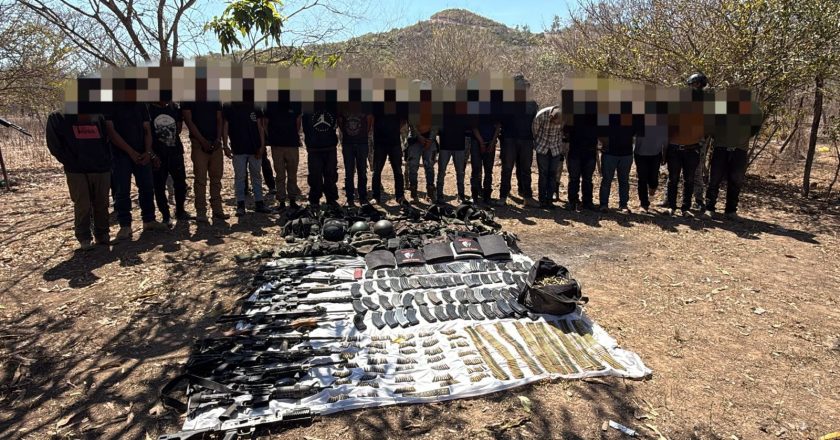 Coordinación Federación-Estado permite aseguramiento de personas, armamento y explosivos en el norte de Nayarit