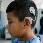 El IMSS consolida programa histórico que devuelve la audición y transforma vidas