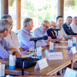 Fortalece Miguel Ángel Navarro coordinación con empresarios de Punta de Mita