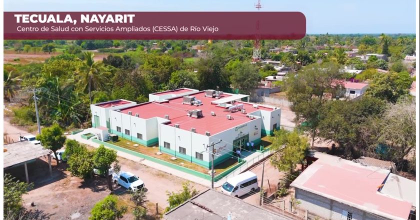 Supervisan Miguel Ángel Navarro y Beatriz Estrada avances y equipamiento en CESSA de Río Viejo, Tecuala