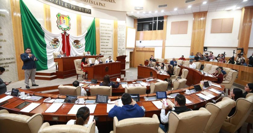 Fortalece Congreso del Estado pensiones en Nayarit
