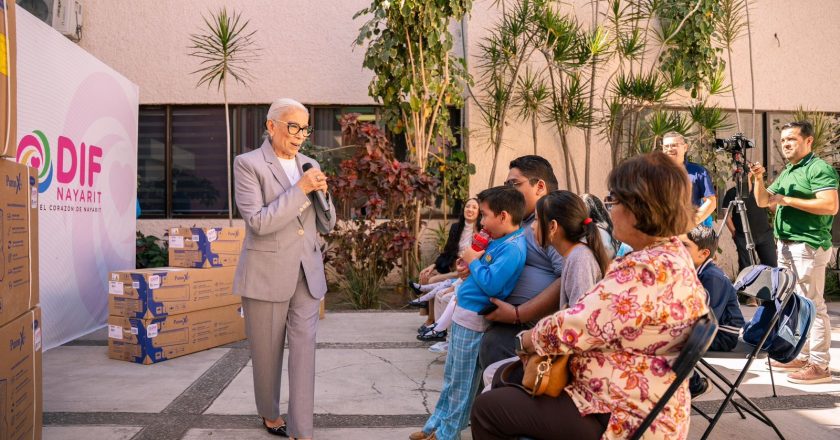 Beatriz Estrada fortalece el bienestar integral de niñas y niños de Tepic