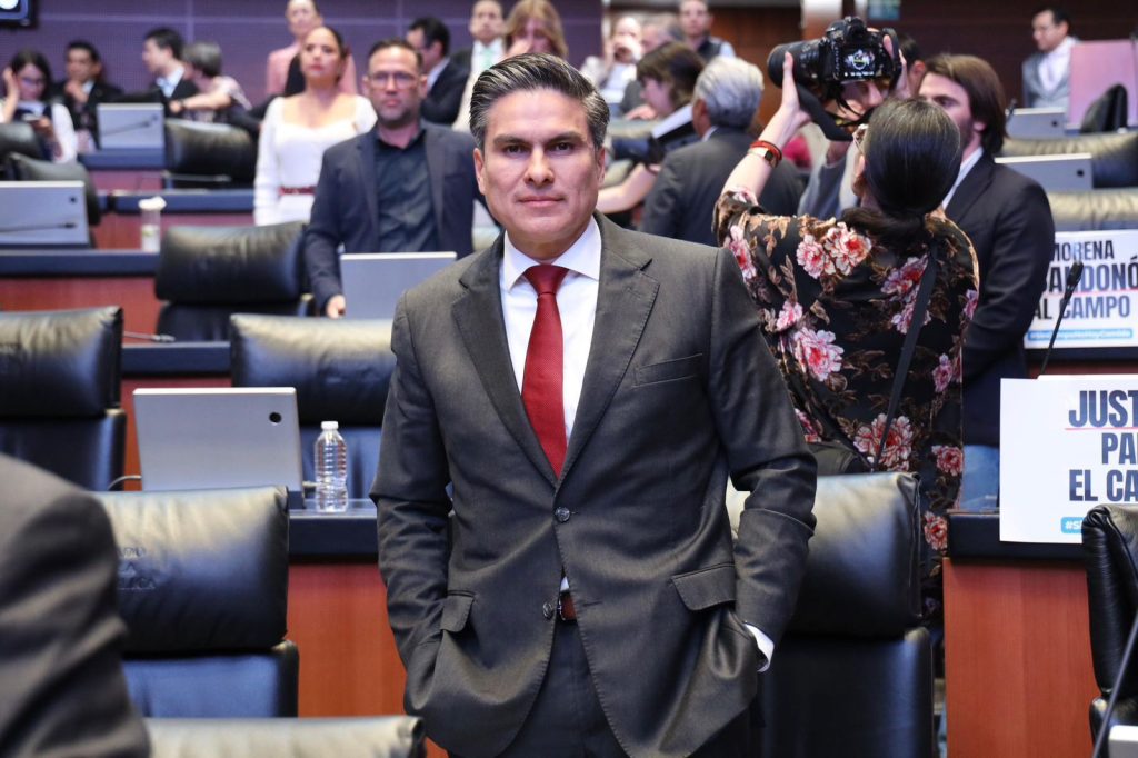 Pável Jarero, desde el Senado, respalda la Ley para el Fomento de la Infraestructura Estratégica