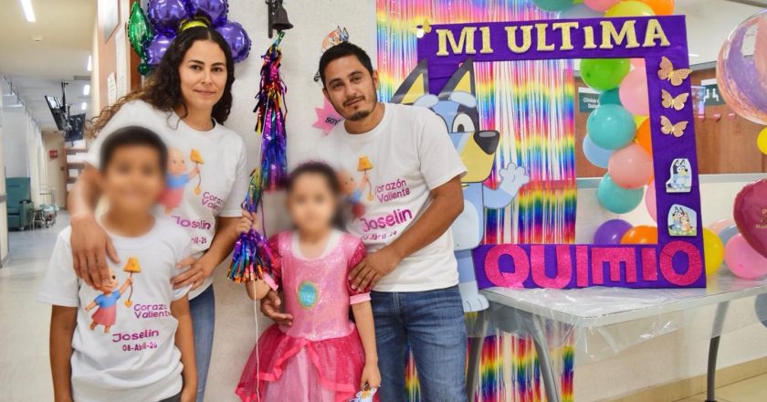 Toca campana de la victoria paciente pediátrica del IMSS Nayarit al concluir tratamiento oncológico