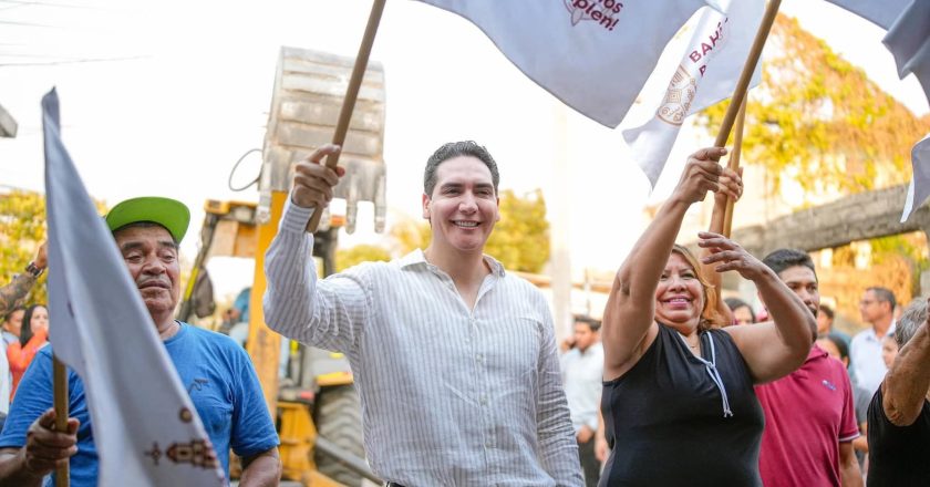 Arranca ampliación de drenaje en la colonia Diana Laura, en San Vicente