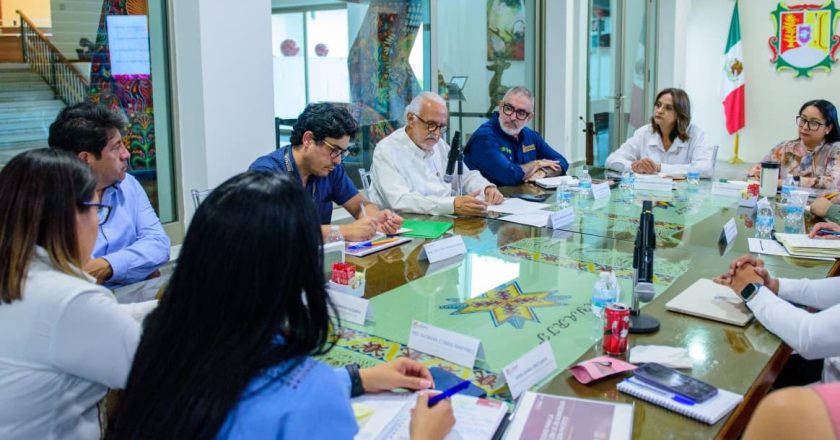 Avanza Miguel Ángel Navarro en proyecto de Almacén Regional de Medicamentos en Tepic