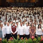 Zoé Robledo y gobernador Eduardo Ramírez dan la bienvenida a 371 médicos especialistas que se incorporan al IMSS Chiapas