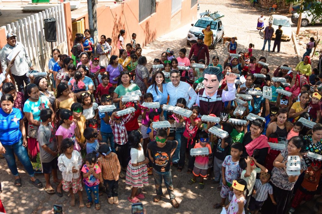Pável Jaarero recorre Tepic y lleva la nutrición infantil a las comunidades