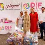 Beatriz Estrada Martínez llevó alegría con la entrega de juguetes en varias colonias