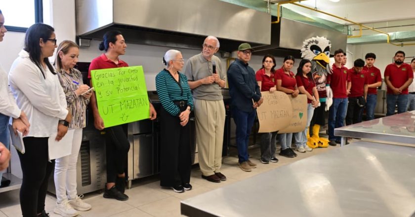 Miguel Ángel Navarro y Beatriz Estrada impulsan el fortalecimiento académico y la modernización de la Universidad Tecnológica de Mazatán