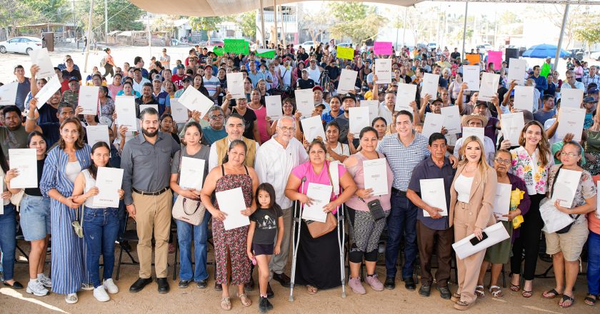 Más de 280 familias de Villas Miramar ya cuentan con certeza jurídica sobre sus viviendas