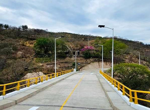 Miguel Ángel Navarro fortalece la conectividad en la sierra de La Yesca con nuevo puente vehicular