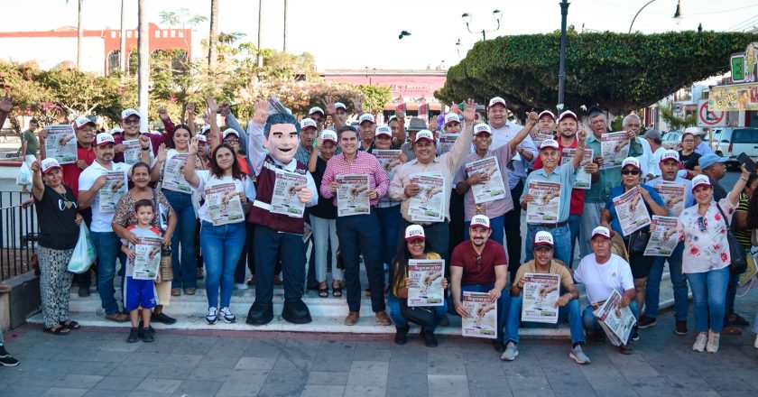 Pável Jarero llama desde Compostela a defender la transformación y la soberanía nacional