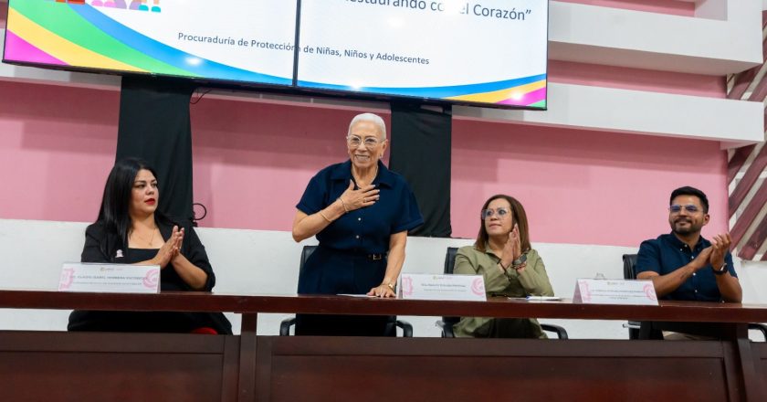 Fortalece Beatriz Estrada procesos de adopción y acompañamiento familiar