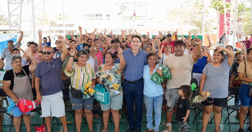 El Mercadito llegó a Punta de Mita para fortalecer la economía de las familias