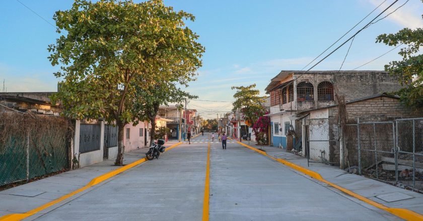 Gobierno de Bahía de Banderas entrega nueva vialidad en San Vicente