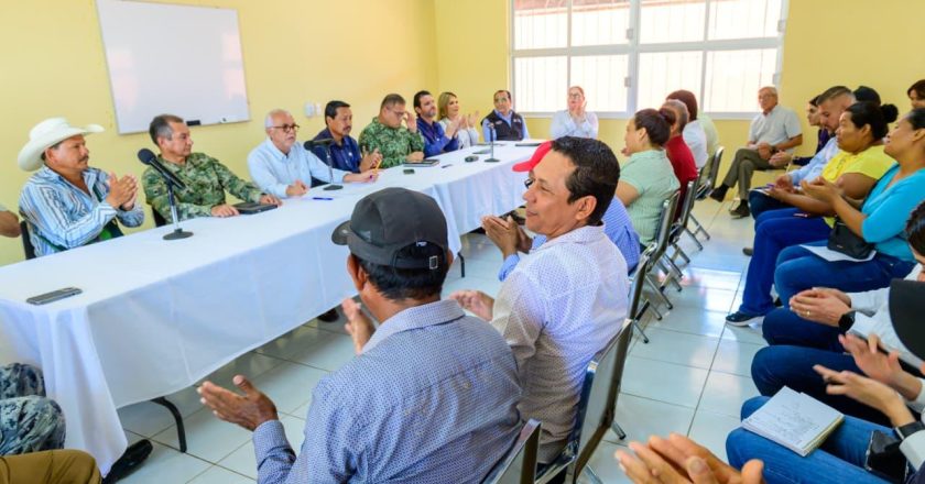 Miguel Ángel Navarro escucha y genera acuerdos que impulsan el bienestar de Quiviquinta