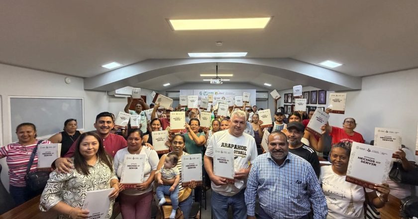 Gobierno de Bahía de Banderas cumple con entrega de actas y resoluciones administrativas