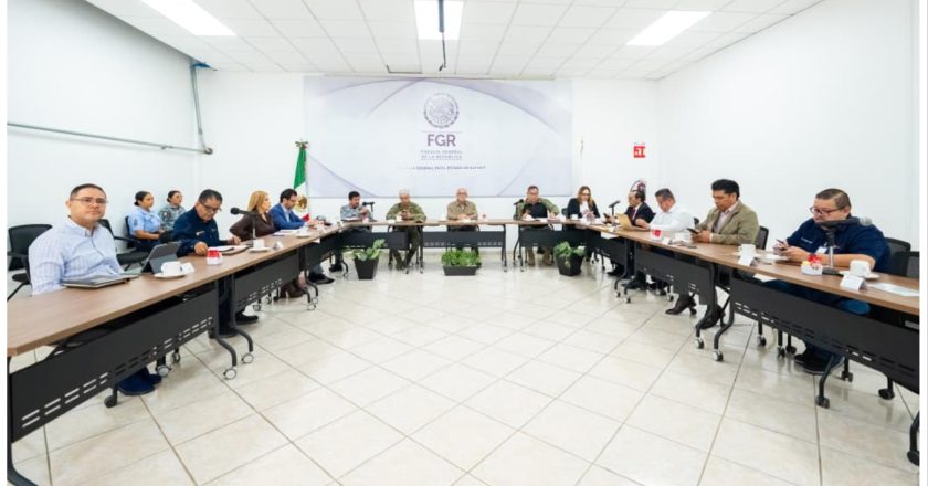 Miguel Ángel Navarro encabeza Mesa de Seguridad en instalaciones de la FGR en Nayarit