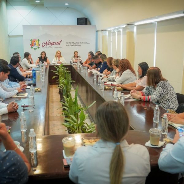 Gobierno del Estado fortalece coordinación institucional para atender gestiones de instituciones educativas particulares