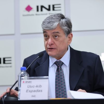 Propone el Consejero Uuc-kib Espadas Ancona doble boleta para elección de diputadas y diputados uninominales y plurinominales