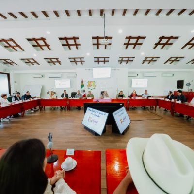 Miguel Ángel Navarro encabeza Mesa de Seguridad con presidentas y presidentes municipales