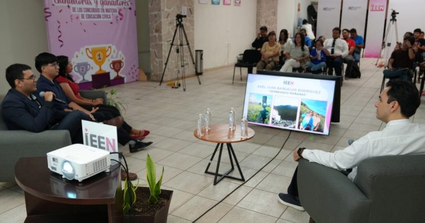 Premia el IEEN la creatividad y el talento democrático de las juventudes