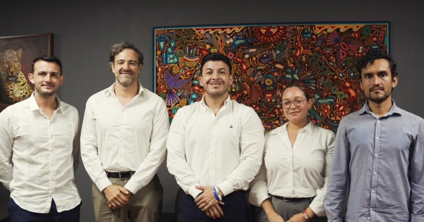 Israel Santillán impulsa el trabajo conjunto con el sector hotelero para fortalecer a Bahía de Banderas
